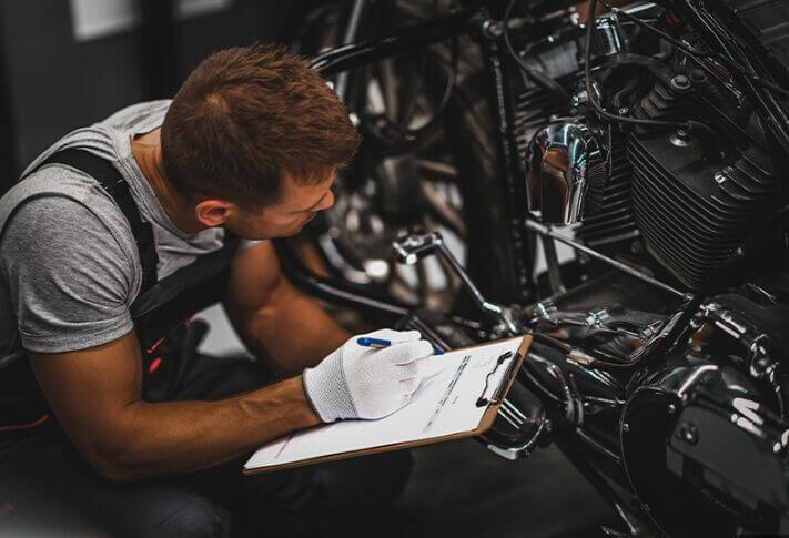 Mantenimiento de Motos: 7 Consejos para Alargar la Vida de tu Moto