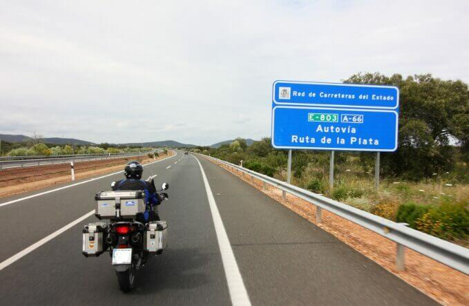 La Ruta de la Plata en Moto: Un Viaje de Norte a Sur de España